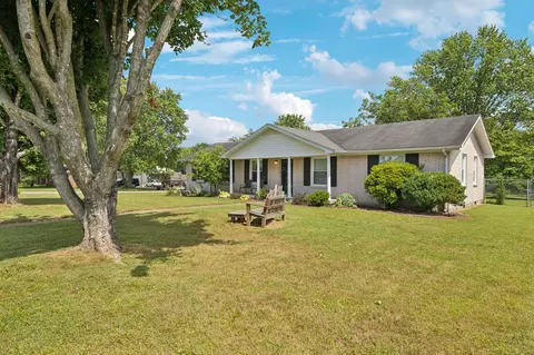 4001 Mcintire Dr, Columbia, TN 38401