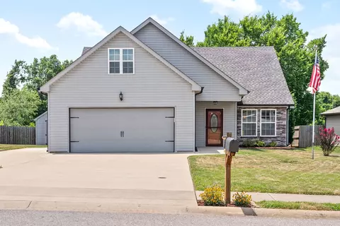 2924 Lancelot Ln, Clarksville, TN 37040