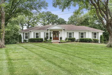 5709 Shetland Ct, Nashville, TN 37211