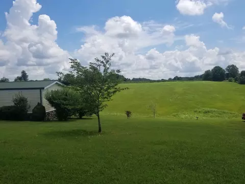 790 Sutton Rd, Red Boiling Springs, TN 37150