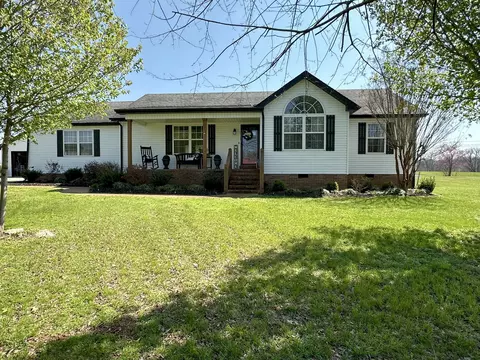 3104 Rich Dr, Lewisburg, TN 37091