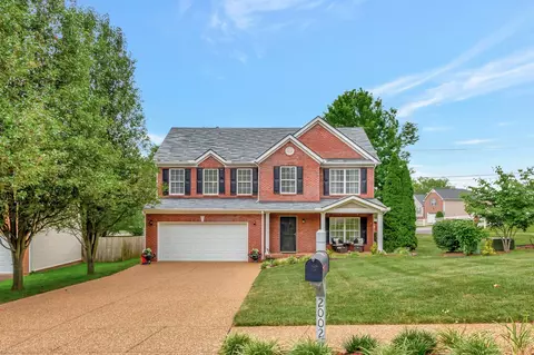 2002 Trenton Dr, Spring Hill, TN 37174