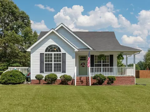 14 Ash Grove Rd, Fayetteville, TN 37334