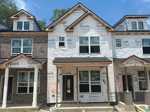 5131 Dayflower Dr, Hermitage, TN 37076