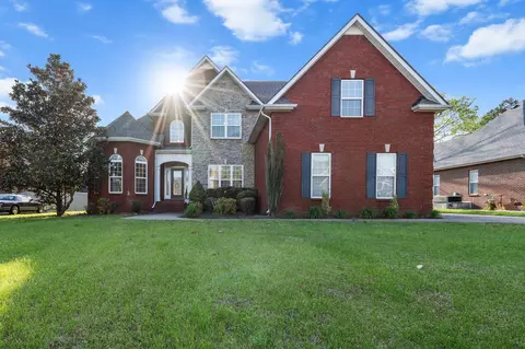 3016 Beaufort St, Murfreesboro, TN 37127