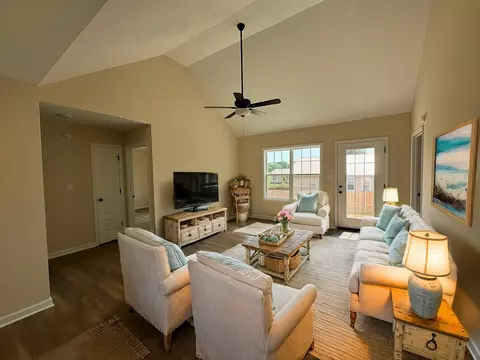 80 Modena Pl, Decherd, TN 37324 photo 2