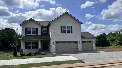 915 Stovers Gln, Murfreesboro, TN 37128