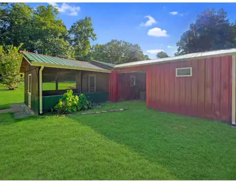 Exterior - 408 Ginger Dr, Dover, TN 37058 photo 3 of 11