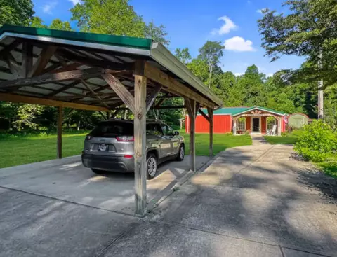 Exterior - 408 Ginger Dr, Dover, TN 37058 photo 6 of 11