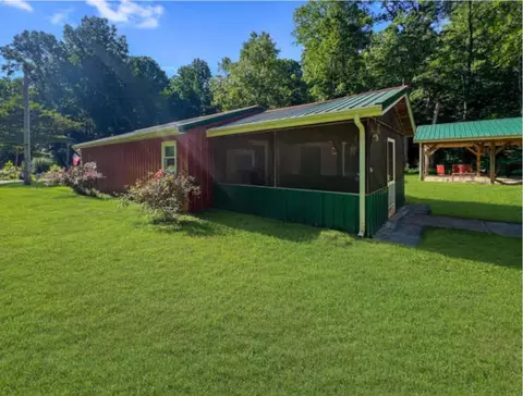 Exterior - 408 Ginger Dr, Dover, TN 37058 photo 4 of 11