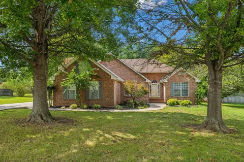 104 Jamie Lee Ct, Smyrna, TN 37167