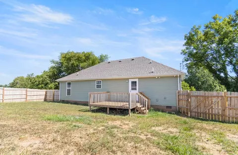 94 Mclemore Rd, Taft, TN 38488 photo 6
