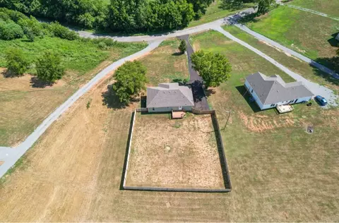 94 Mclemore Rd, Taft, TN 38488 photo 7
