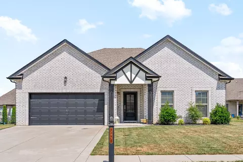 793 Jersey Dr, Clarksville, TN 37043