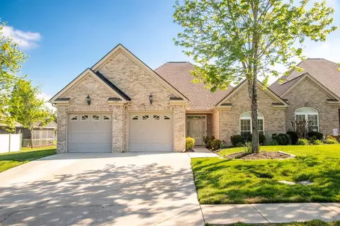 1307 Jackson Mill Dr, Hixson, TN 37343