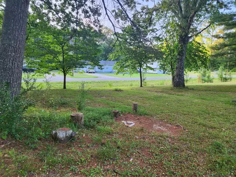 2 Inglewood Dr, Tullahoma, TN 37388