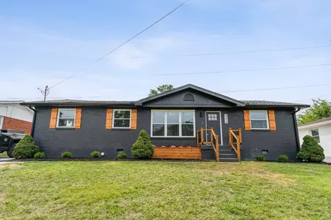 486 Sunliner Dr, Nashville, TN 37209