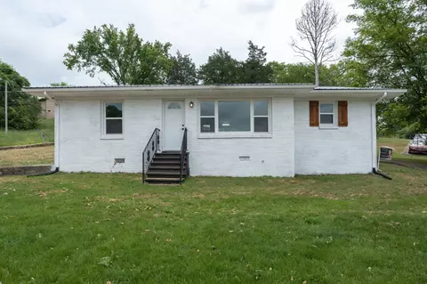 1132 Bledsoe Rd, Pulaski, TN 38478