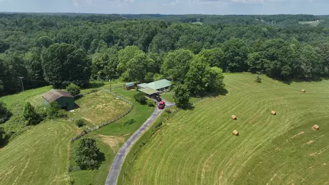 2043 Lafayette Rd, Red Boiling Springs, TN 37150