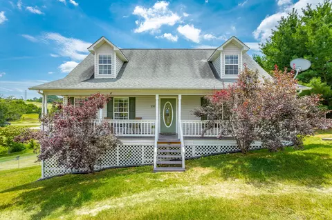 137 Shawnee Dr, Dayton, TN 37321