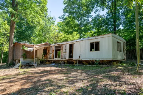 7403 Swift Rd, Greenbrier, TN 37073