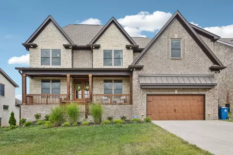 1129 Secretariat Dr, Mount Juliet, TN 37122