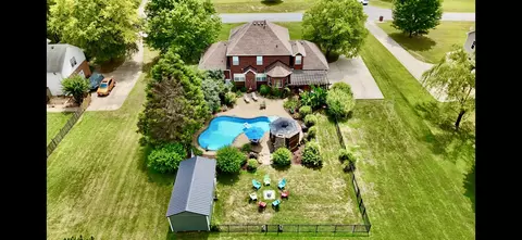 125 Lena Loop, Burns, TN 37029 photo 4