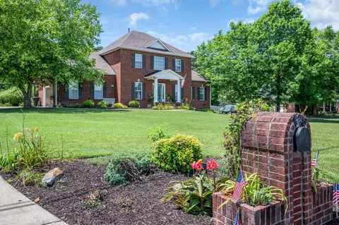 125 Lena Loop, Burns, TN 37029 photo 2