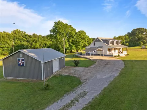 4595 W Trace Creek Rd, Waverly, TN 37185