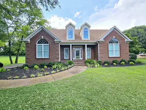 504 Emily Dr, Goodlettsville, TN 37072
