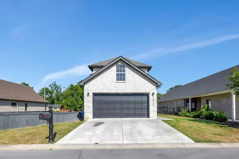 306 Celebration St, Shelbyville, TN 37160