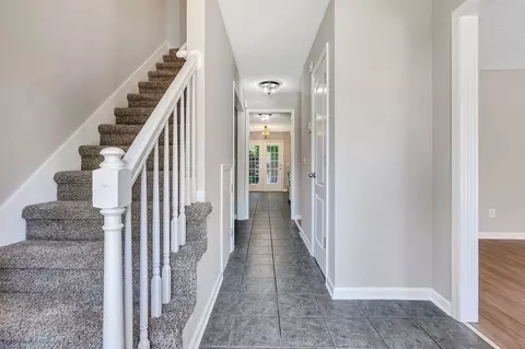 1521 Middleborough Ct, Murfreesboro, TN 37130