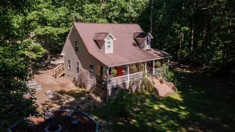 829 Bland Rd, Estill Springs, TN 37330