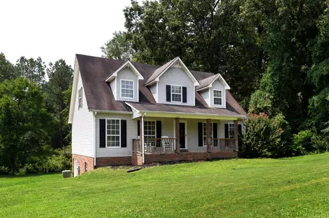 510 Belew Dr, Lawrenceburg, TN 38464