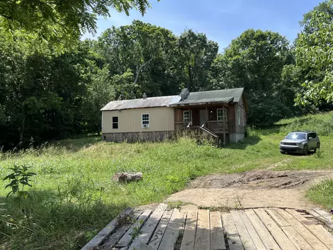 281 Mcmillian St, Erin, TN 37061