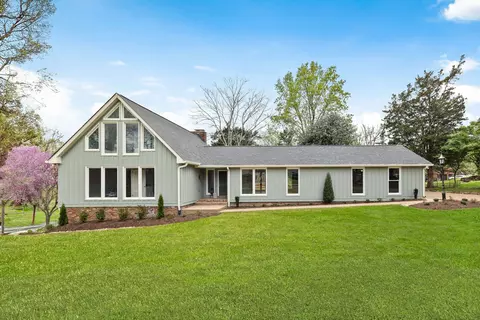 1058 Greenwood Ct, Gallatin, TN 37066