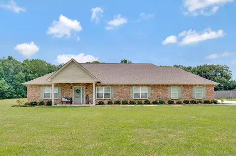 1286 Norton Rd, Manchester, TN 37355