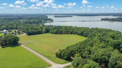 3 Monroe Floyd Rd, Decherd, TN 37324 photo 2