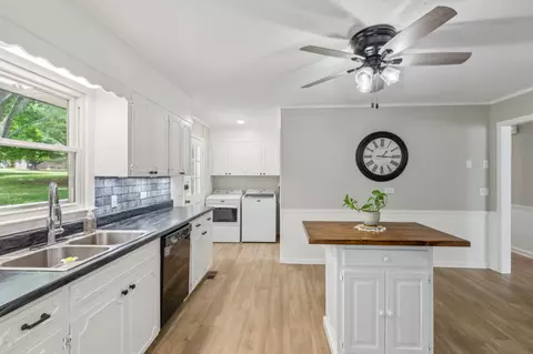 Kitchen - 286 Spring St, Eagleville, TN 37060 photo 1 of 3