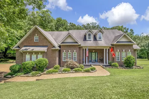 1204 Benton Hill Dr, Mount Juliet, TN 37122