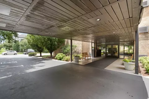 4200 W End Ave #403, Nashville, TN 37205