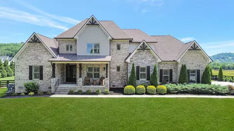2501 Allisona Rd, Eagleville, TN 37060