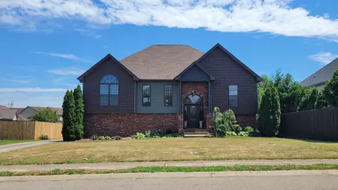 1304 Canyon Pl, Clarksville, TN 37042