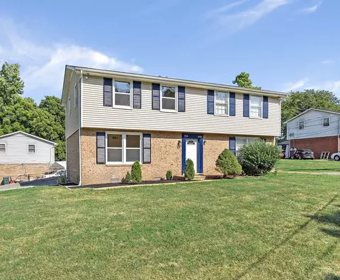 713 Mcpherson Dr, Nashville, TN 37221