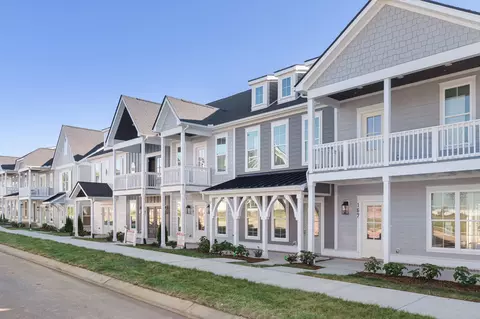 417 Drakes Way, Spring Hill, TN 37174