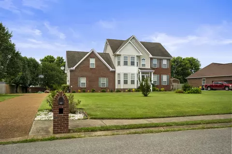 197 Blueberry St, White House, TN 37188