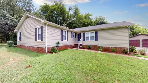 425 Regency Ct, Murfreesboro, TN 37129