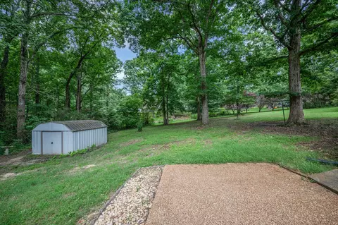 Exterior - 121 Rouse Rd, Dickson, TN 37055 photo 4 of 5