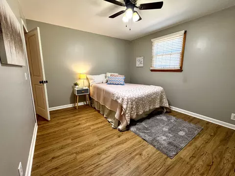 Bedroom - 121 Rouse Rd, Dickson, TN 37055 photo 2 of 8