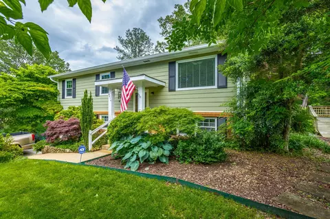 4014 Izlar Dr, Ooltewah, TN 37363